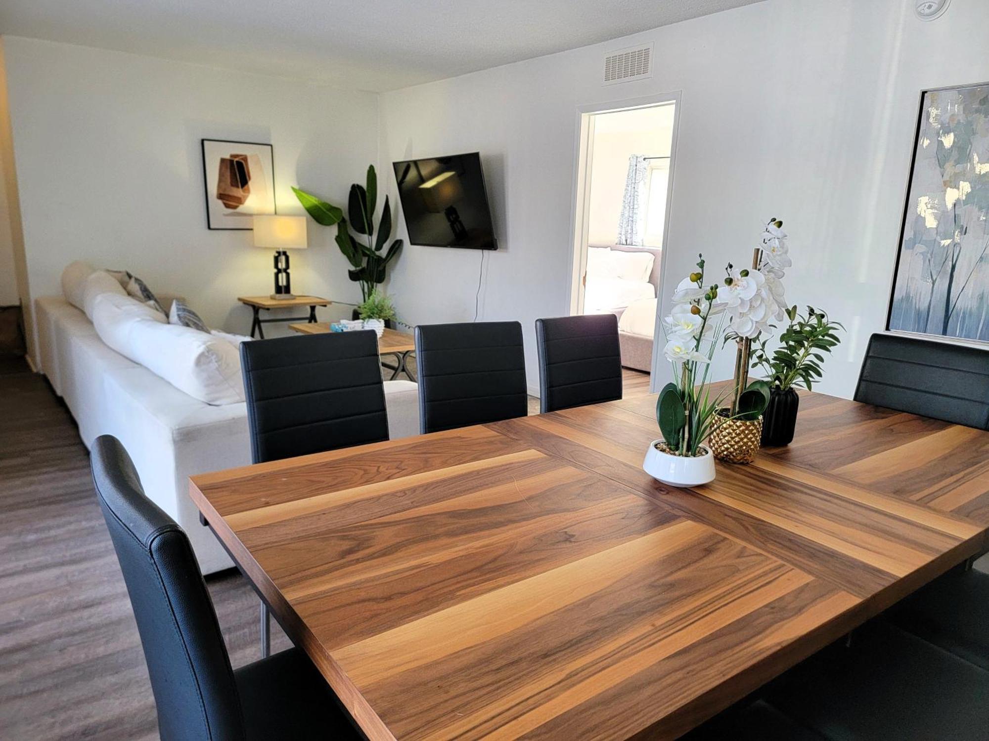 Spacious 3br & 2ba With Wifi, Tv & Kitchen 5 Mins To Lacma & Academy Museum Of Motion Pictures Appartement